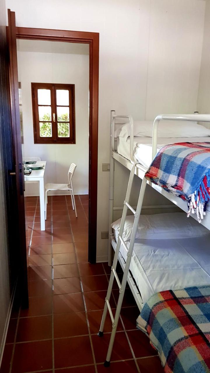 Camping Luna Hotel Marina di Massa Ngoại thất bức ảnh